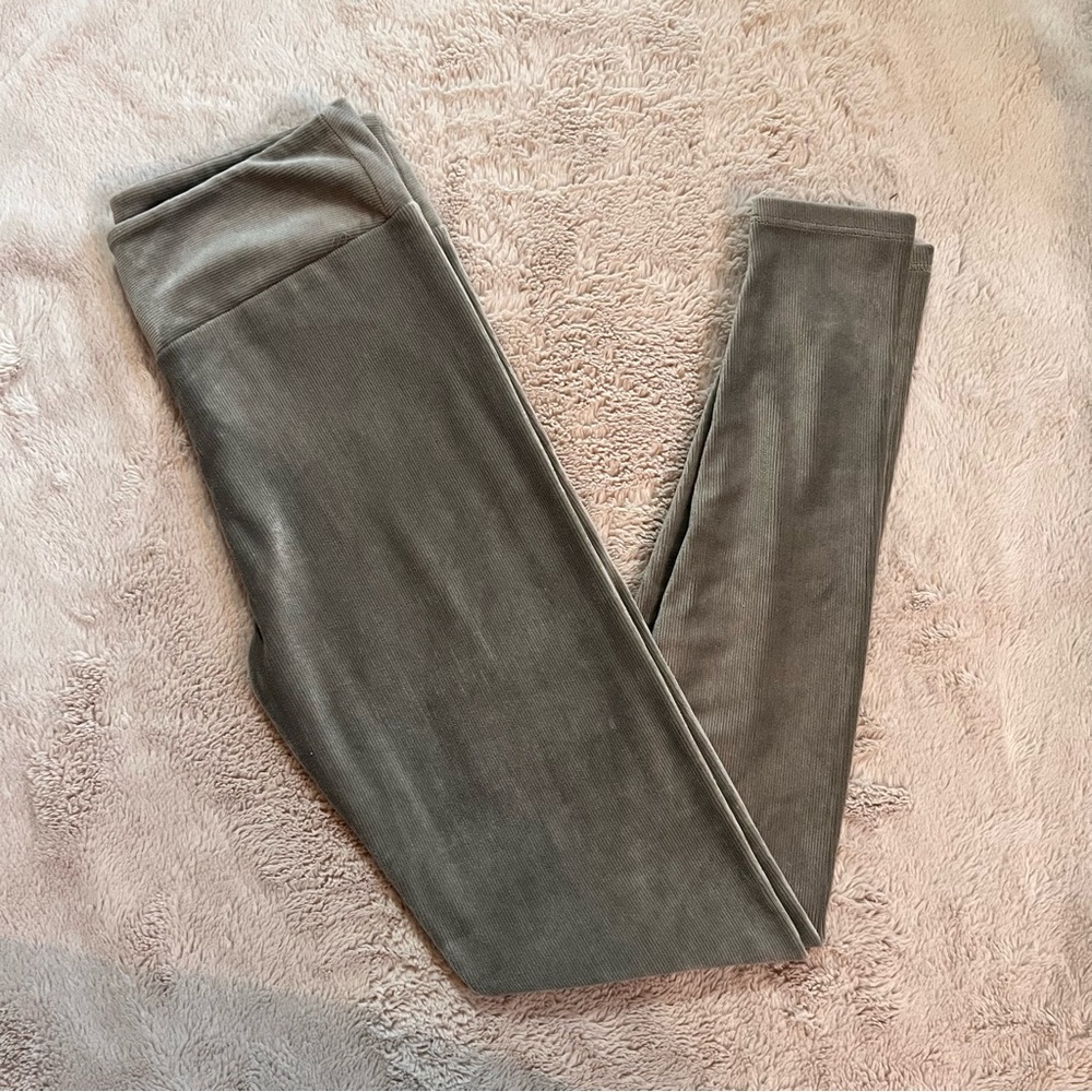 Forever 21 Sage Green Knit Leggings